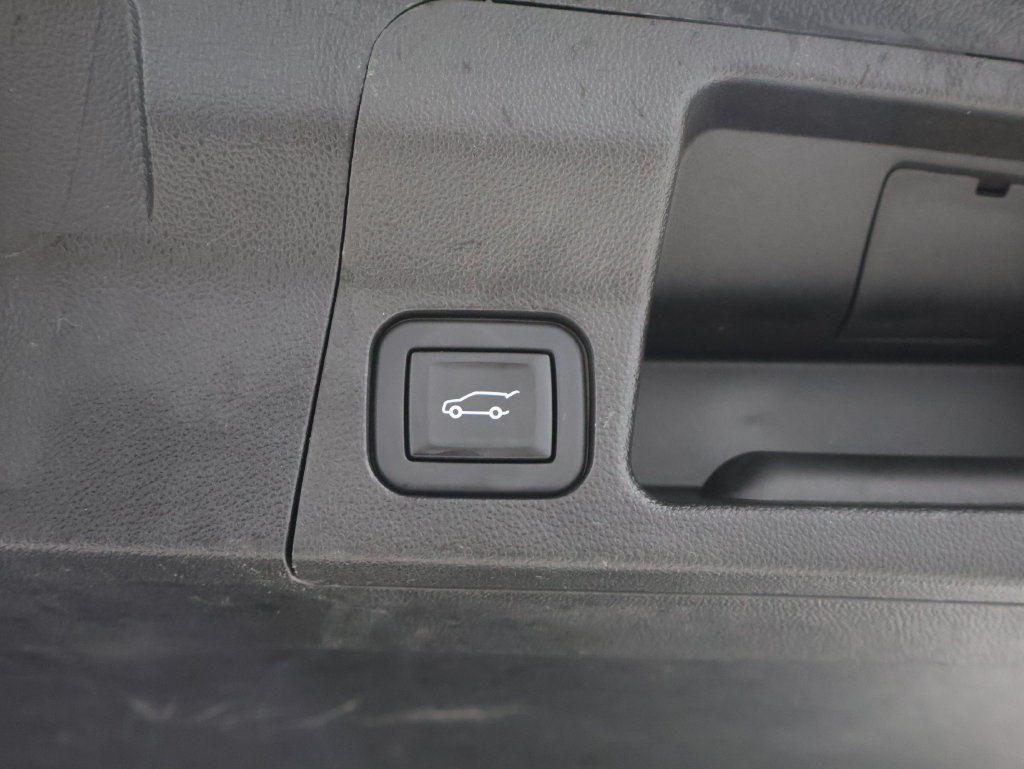 Used 2023 GMC Acadia SLT w/ Elevation Edition AWD/4WD image 22