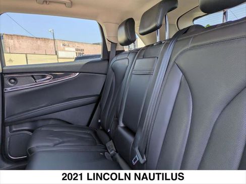 Certified 2021 Lincoln Nautilus Reserve w/ Equipment Group 201A FWD image 23