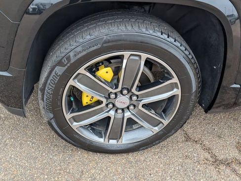 Used 2019 GMC Acadia Denali w/ Technology Package image 29