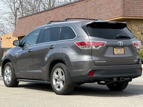 Used 2016 Toyota Highlander Limited Platinum AWD/4WD image 3