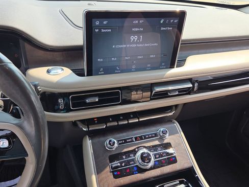Used 2021 Lincoln Aviator Reserve w/ Equipment Group 201A RWD image 29