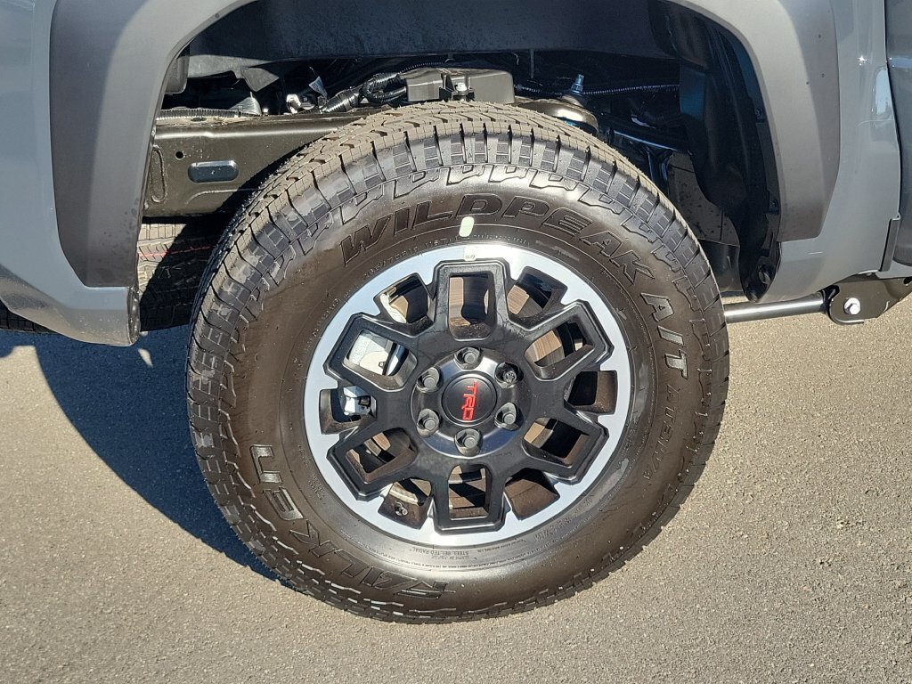 New 2026 Toyota Tacoma TRD Off-Road w/ TRD Off Road Upgrade Package AWD/4WD image 6
