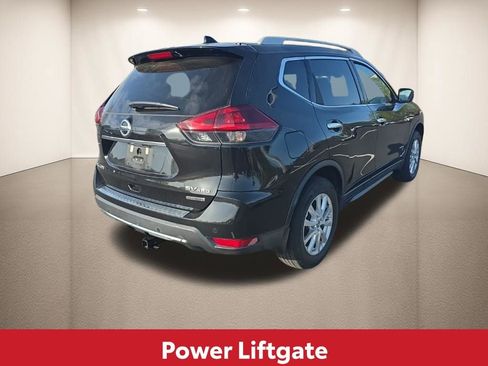 Used 2019 Nissan Rogue SV image 6