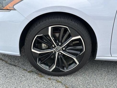 Used 2024 Nissan Altima 2.5 SR AWD/4WD image 29