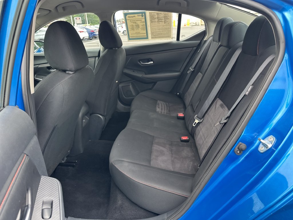 Used 2025 Nissan Sentra SR FWD image 17