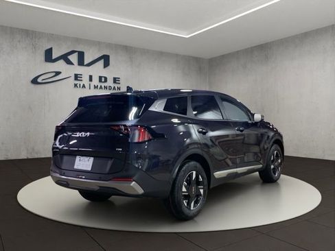 New 2026 Kia Sportage LX image 3