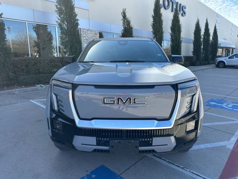 Used 2024 GMC Sierra EV Denali image 2