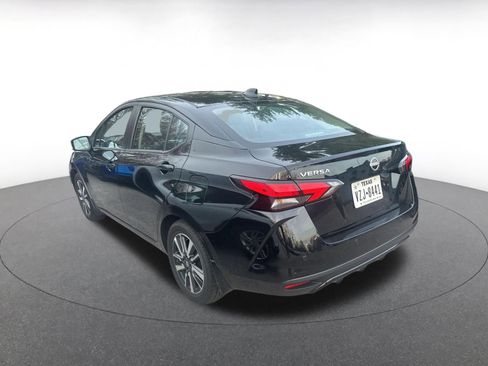 Used 2025 Nissan Versa SV w/ Trunk Package image 4