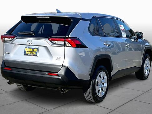 Used 2024 Toyota RAV4 LE image 12