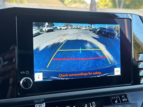 Certified 2025 Toyota Camry SE w/ Convenience Package image 18