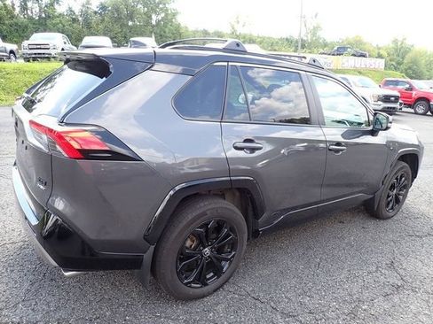 Used 2025 Toyota RAV4 XSE AWD/4WD image 6