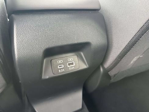 Certified 2025 Subaru Crosstrek 2.5i Premium AWD/4WD image 9