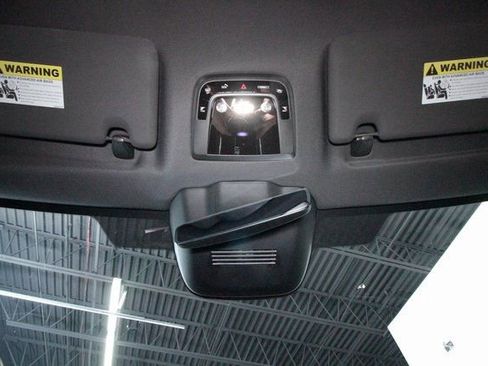 Used 2025 Polestar Polestar 3 image 8