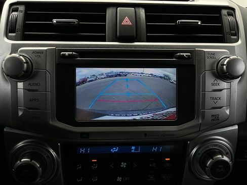 Used 2015 Toyota 4Runner Limited image 33