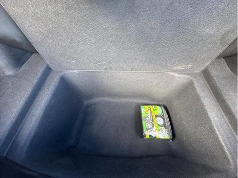 Used 2019 Tesla Model 3 Standard Range image 13