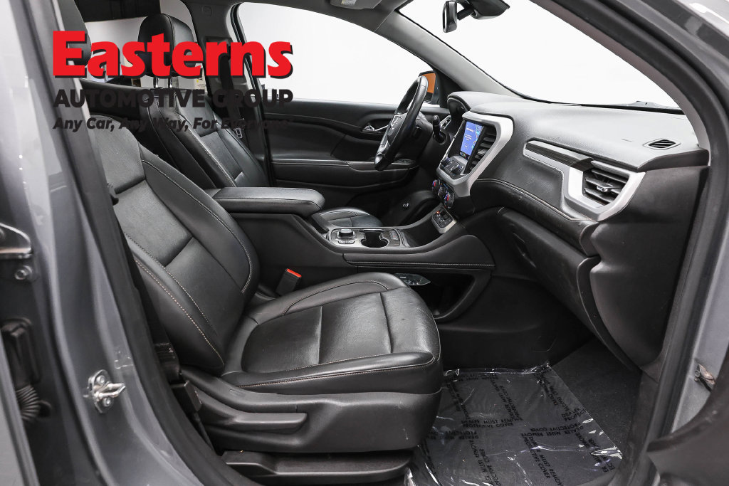 Used 2023 GMC Acadia SLT AWD/4WD image 27