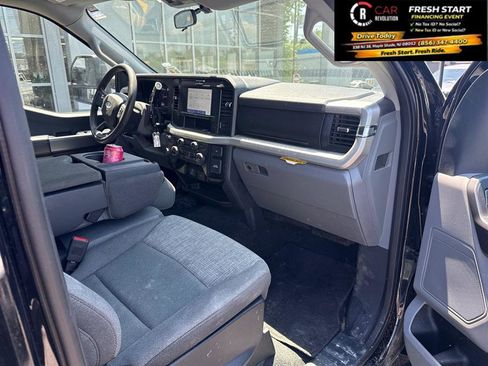 Used 2025 Ford F250 XLT AWD/4WD image 24