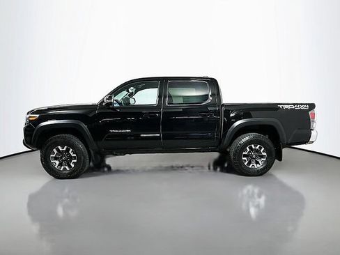 Used 2023 Toyota Tacoma TRD Off-Road AWD/4WD image 4
