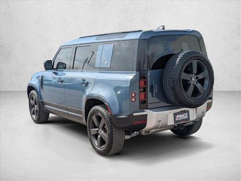 Used 2023 Land Rover Defender 110 S image 8