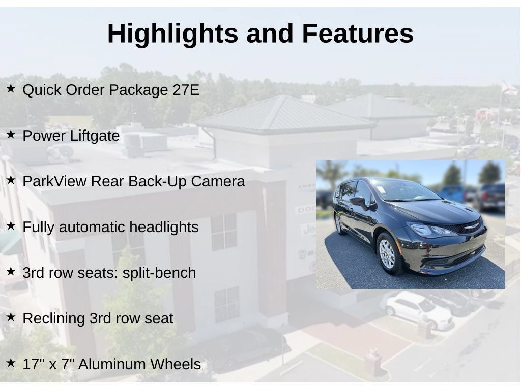 Used 2023 Chrysler Voyager LX FWD image 5