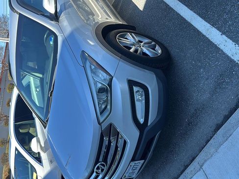 Used 2013 Hyundai Santa Fe Sport 2.0T image 2