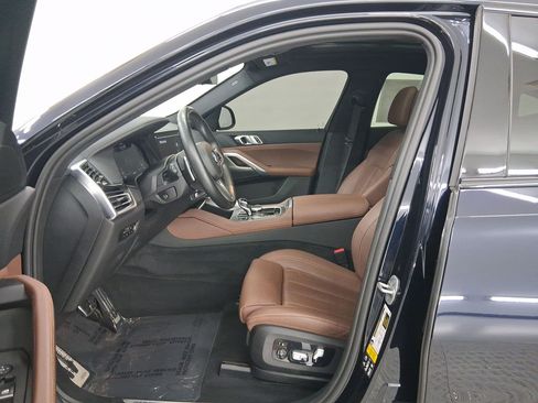 Used 2022 BMW X6 xDrive40i w/ M Sport Package image 5