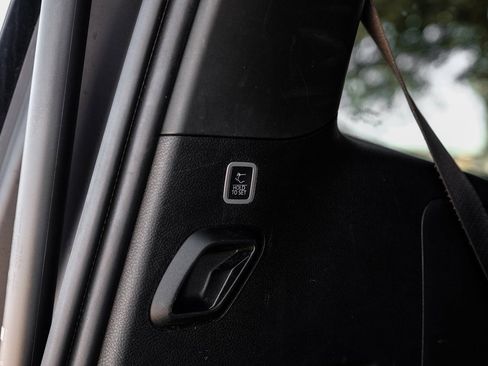 Used 2022 Jeep Wagoneer Series III w/ Premium Group I image 66