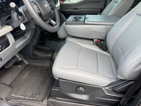 Used 2024 Ford F250 XL w/ XL Chrome Package AWD/4WD image 9