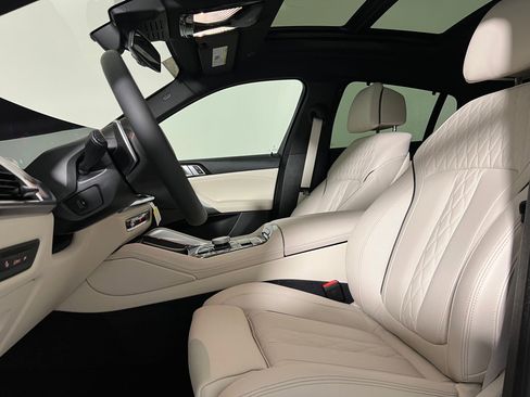 New 2026 BMW X6 M60i image 4