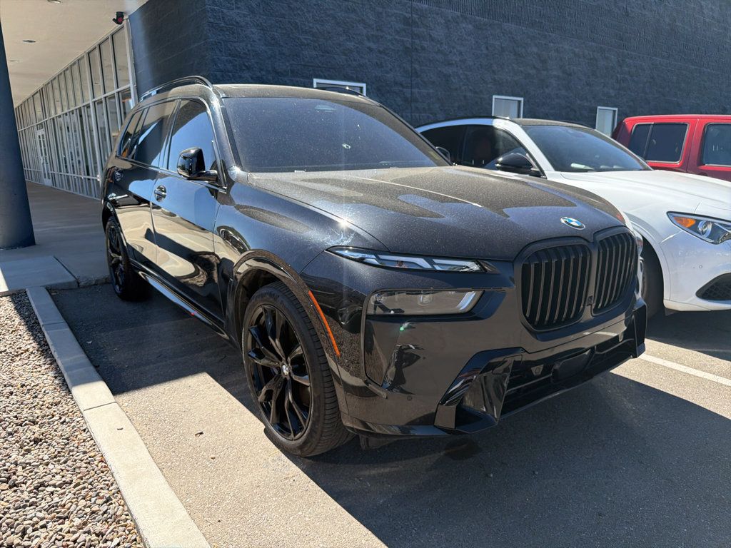 Used 2024 BMW X7 xDrive40i w/ Executive Package AWD/4WD image 4