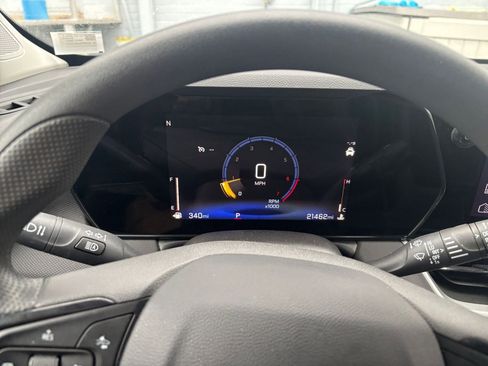 Used 2025 Chevrolet TrailBlazer LT image 38