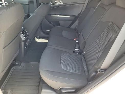 New 2026 Kia Sportage LX FWD image 11