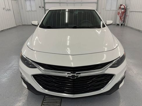 Used 2024 Chevrolet Malibu RS FWD image 11