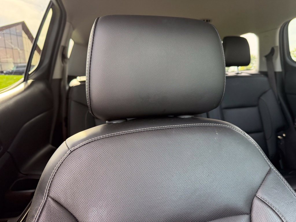 Used 2018 GMC Acadia SLT AWD/4WD image 36