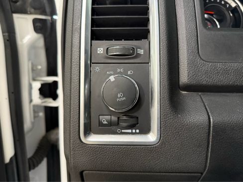 Used 2023 RAM 1500 Classic Warlock AWD/4WD image 23