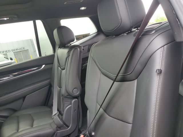 Certified 2024 Cadillac XT6 Premium Luxury AWD/4WD image 29