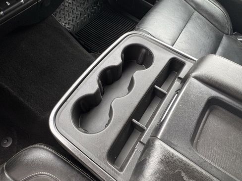 Used 2015 Chevrolet Silverado 3500 LTZ image 31