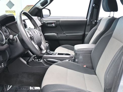 Used 2023 Toyota Tacoma 2WD Double Cab image 11