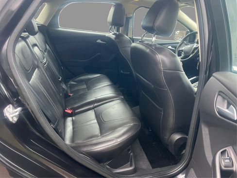 Used 2012 Ford Focus SEL FWD image 27