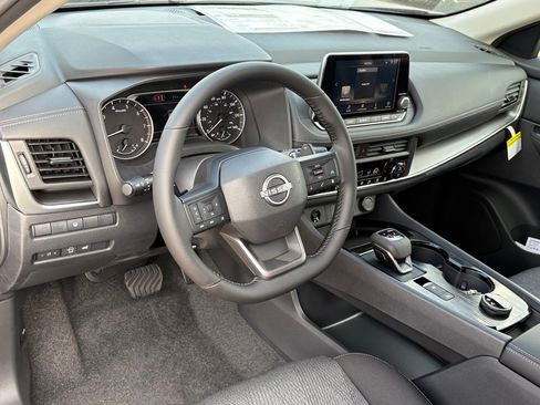 New 2026 Nissan Rogue SV image 14