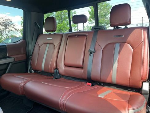 Used 2022 Ford F350 Platinum AWD/4WD image 12
