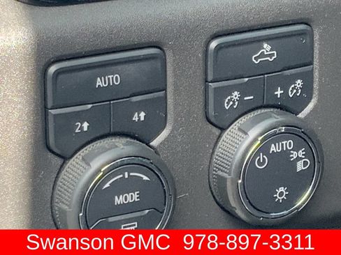 Certified 2024 Chevrolet Silverado 1500 LT AWD/4WD image 18
