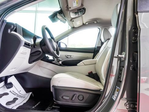 Used 2025 Hyundai Tucson SEL FWD image 37