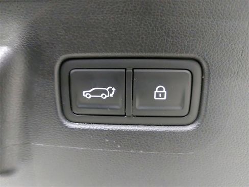 Used 2025 Hyundai Santa Fe Limited image 14