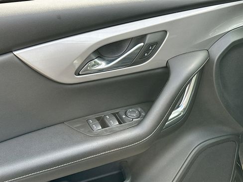 Used 2023 Chevrolet Blazer LT image 17