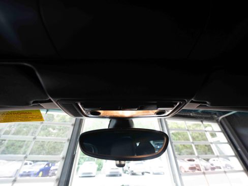 Used 2004 BMW Z4 2.5i RWD image 19