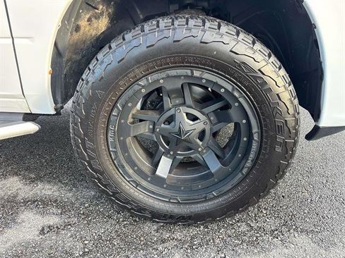 Used 2014 RAM 1500 Sport w/ Sport Premium Group image 30