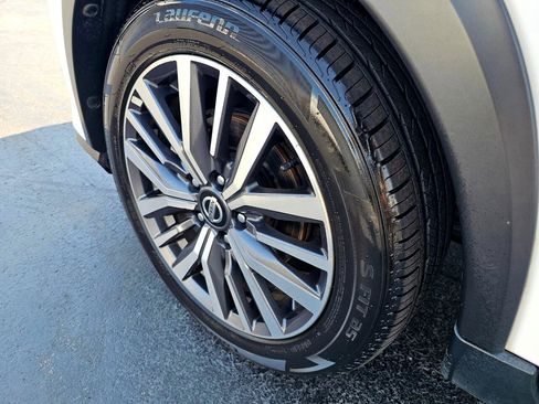 Used 2021 Nissan Kicks SV image 11