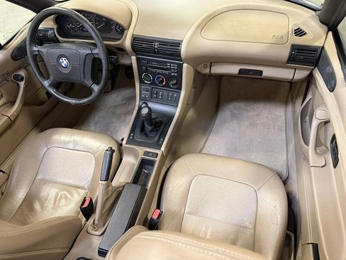 Used 1996 BMW Z3 1.9 RWD image 2
