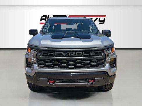 Used 2025 Chevrolet Silverado 1500 Custom Trail Boss w/ LPO, Dark Essentials Package image 2